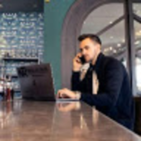 Meet your Posher, Moi - Picture 1 of 1